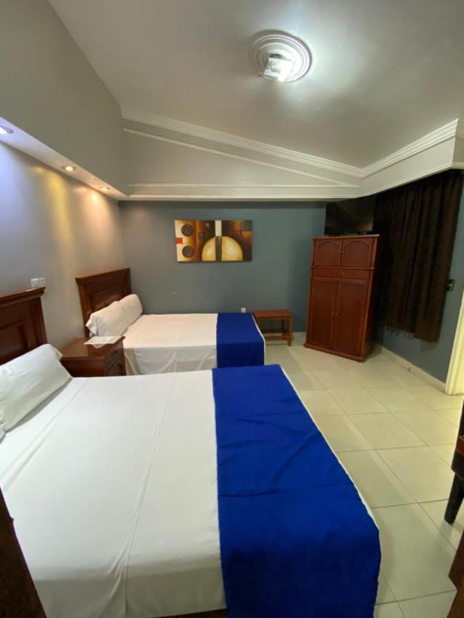 Hotel Real De La Barca ภายนอก รูปภาพ