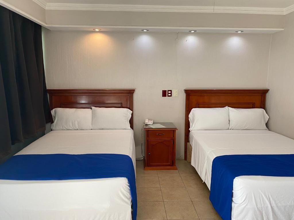 Hotel Real De La Barca ภายนอก รูปภาพ
