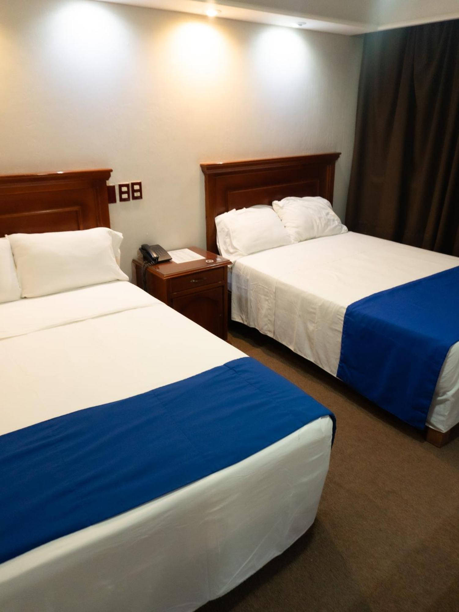Hotel Real De La Barca ภายนอก รูปภาพ