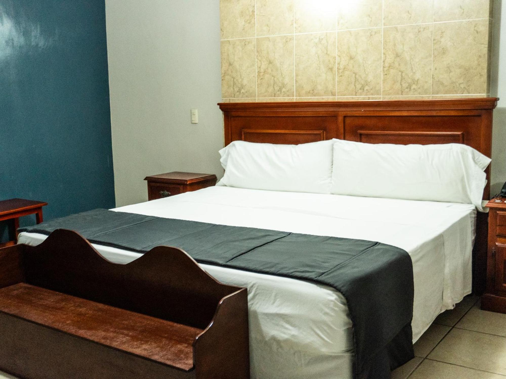 Hotel Real De La Barca ภายนอก รูปภาพ